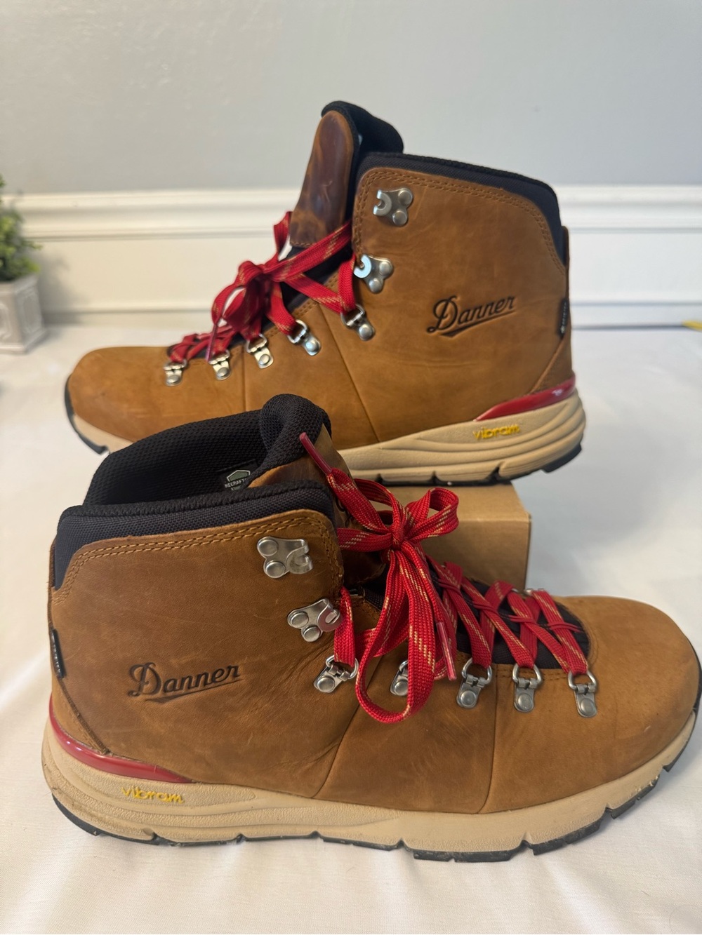 Danner Men’s Tan Leather Hiking Boots with Red Laces